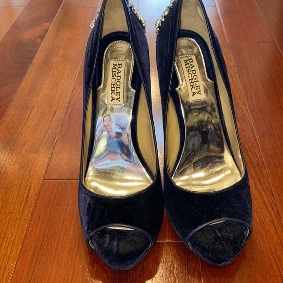 Badgley Mischka heels - Picture 2 of 5